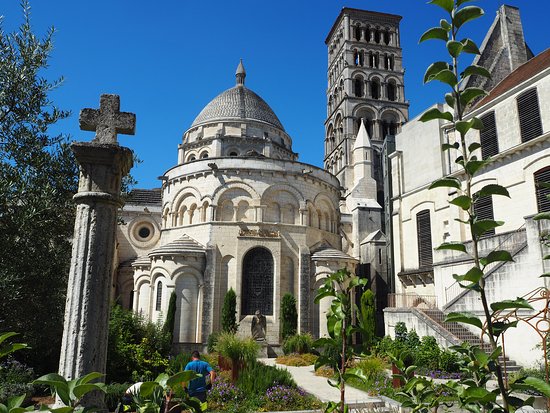 Histoire Cathédrale Saint-Pierre d Angoulême  - Cathédrale Saint-Pierre d Angoulême