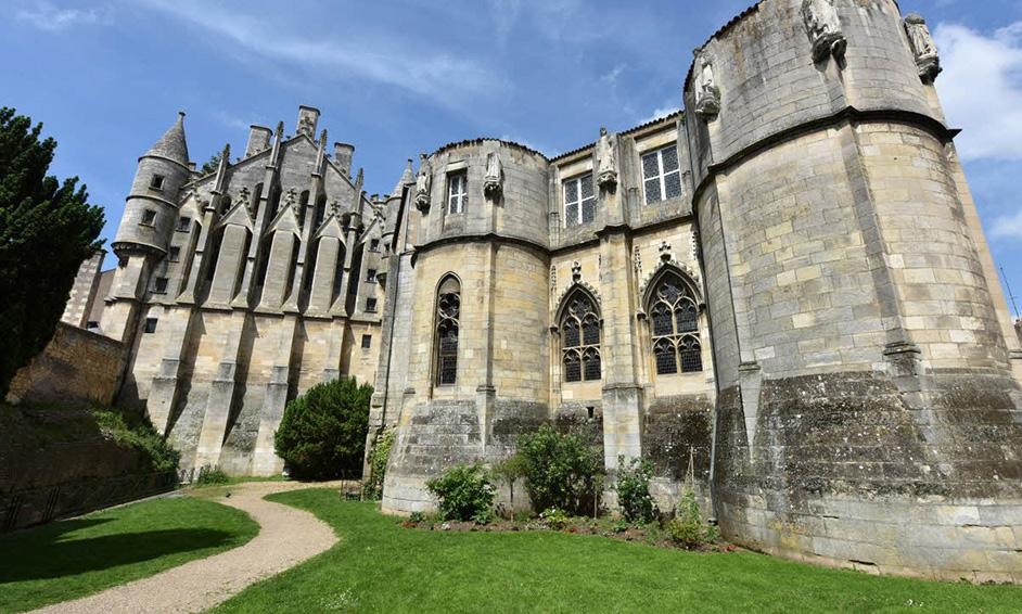 Histoire Palais des comtes  - Palais des comtes de Poitiers