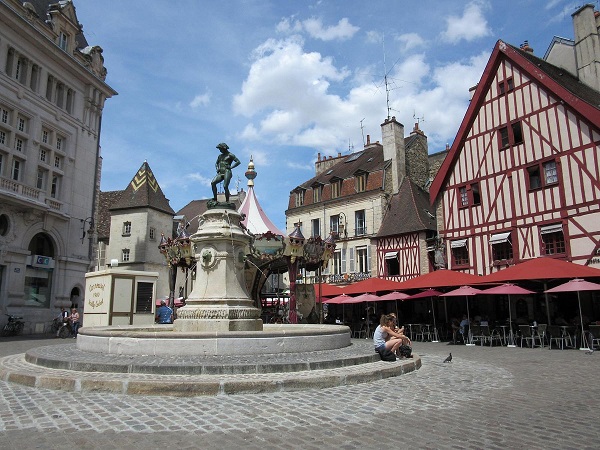 Histoire Rue des Forges  - Rue des Forges à Dijon