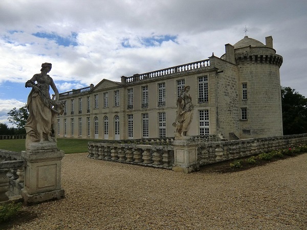 Histoire Le Château Laroque  - Le Château Laroque