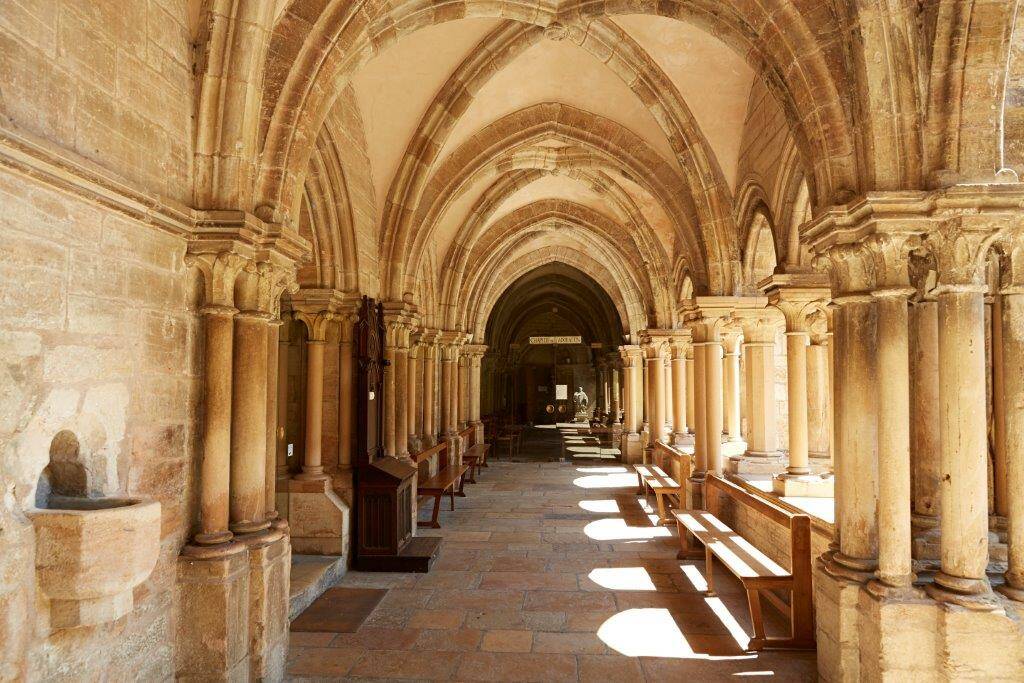 Histoire Basilique de Beaune  - Basilique de Beaune