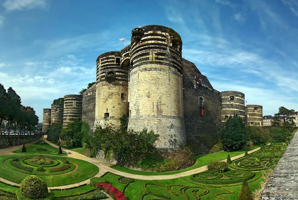 Audioguide Visite guidée Château des ducs d Anjou