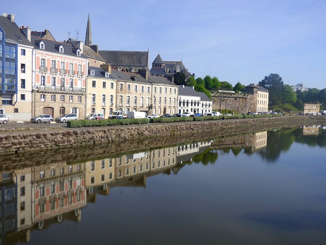  Le quai Saint-Jacques