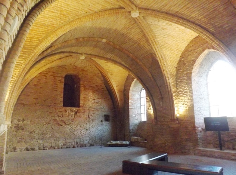 Visite los alrededores Sala Capitular y Scriptorium