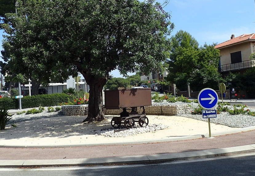  Le Rond-Point Des Carriers