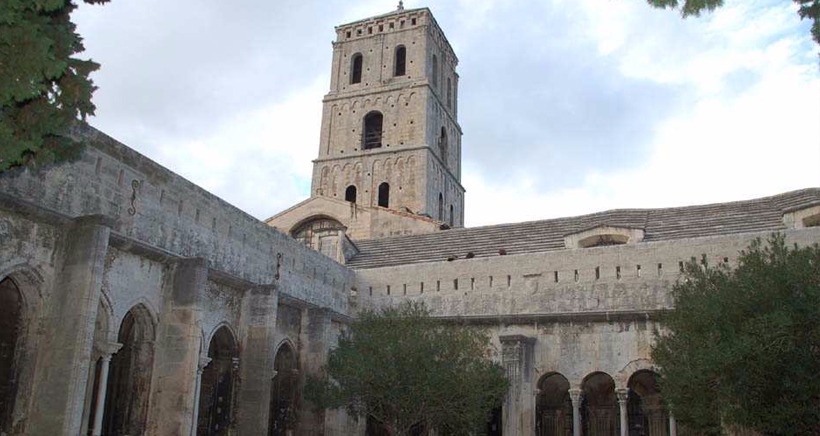 Cloître Saint-Trophime 